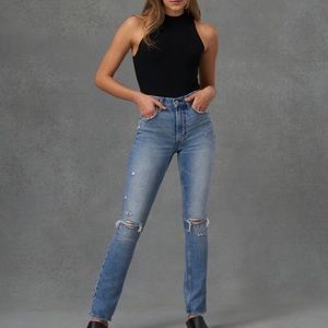 A&F The 90s Skinny High Rise Jeans distressed